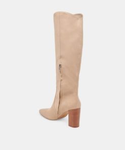 Eastcoastvogue.shopc342b1c786 2